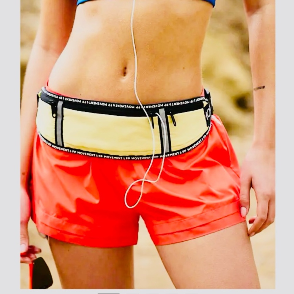 Free People movement 3 Pocket Runner Belt Bag NWT sour citrus 🍋‍🟩